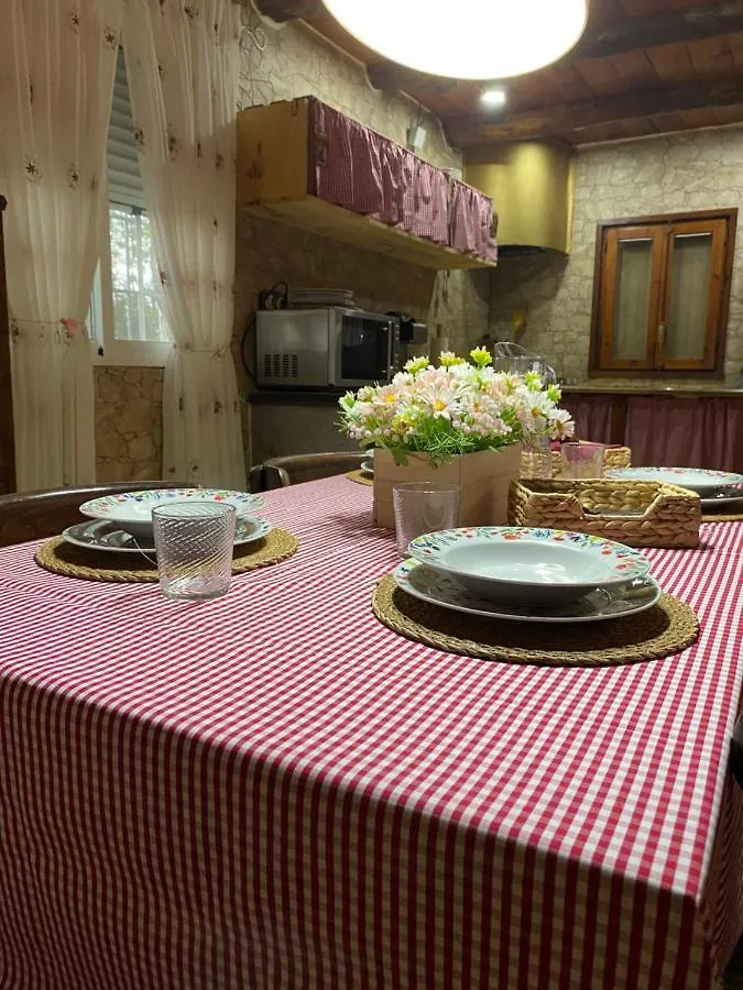 Villa Casita Rural Con Piscina La Torre de Claramunt Сasa de vacaciones